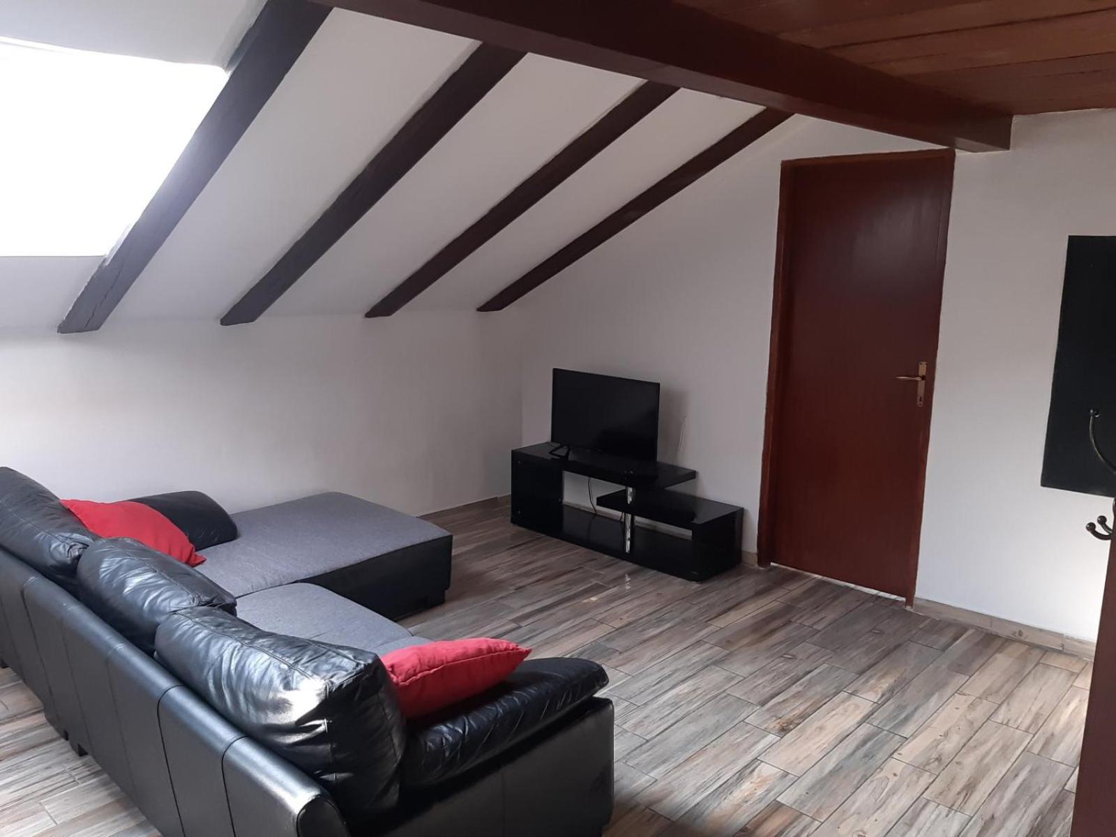 Apartmani Kozala 리예카 외부 사진